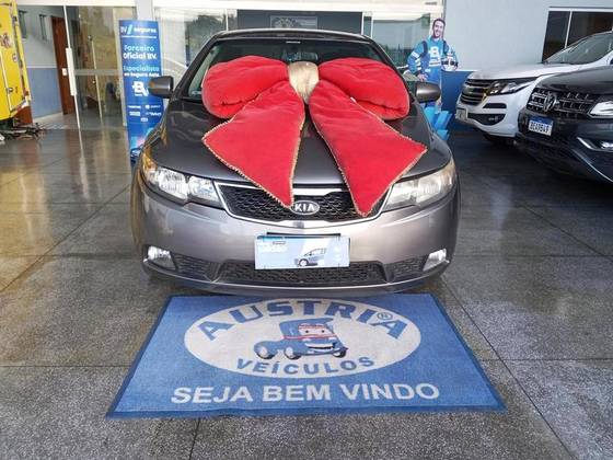 KIA CERATO 1.6 EX3 SEDAN 16V GASOLINA 4P MANUAL